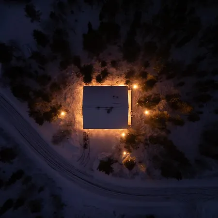 Kelokurki - The Luxury Where Serenity Meets The Northern Lights Леви